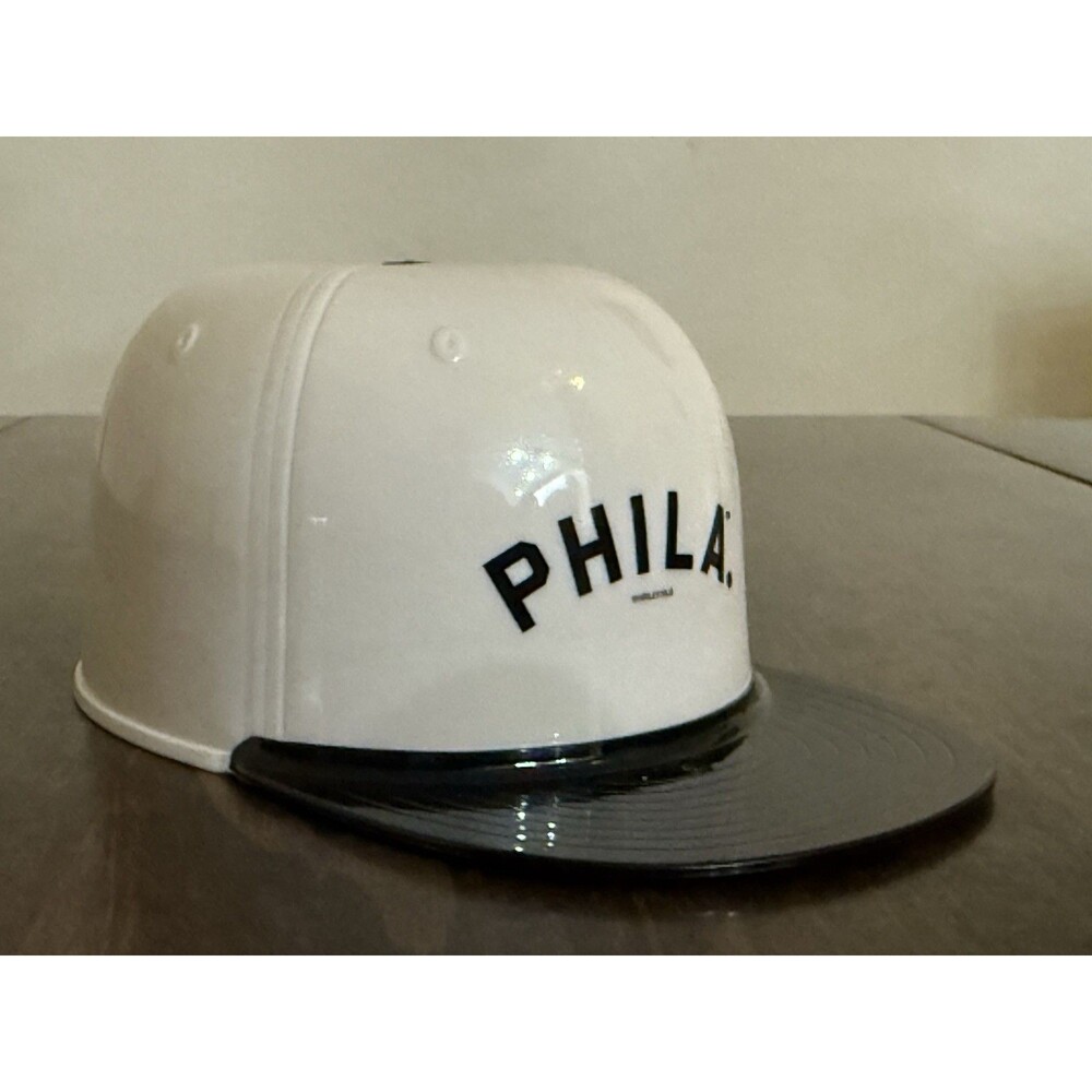 Retro PHILA Philadelphia Phillies Ice Cream Mini Helmet 2025 CBP Limited Edition